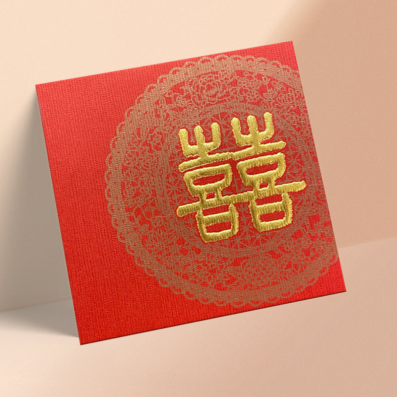 紅色結婚利是封正面，圓形蕾絲花紋配金色雙囍字（KA08）