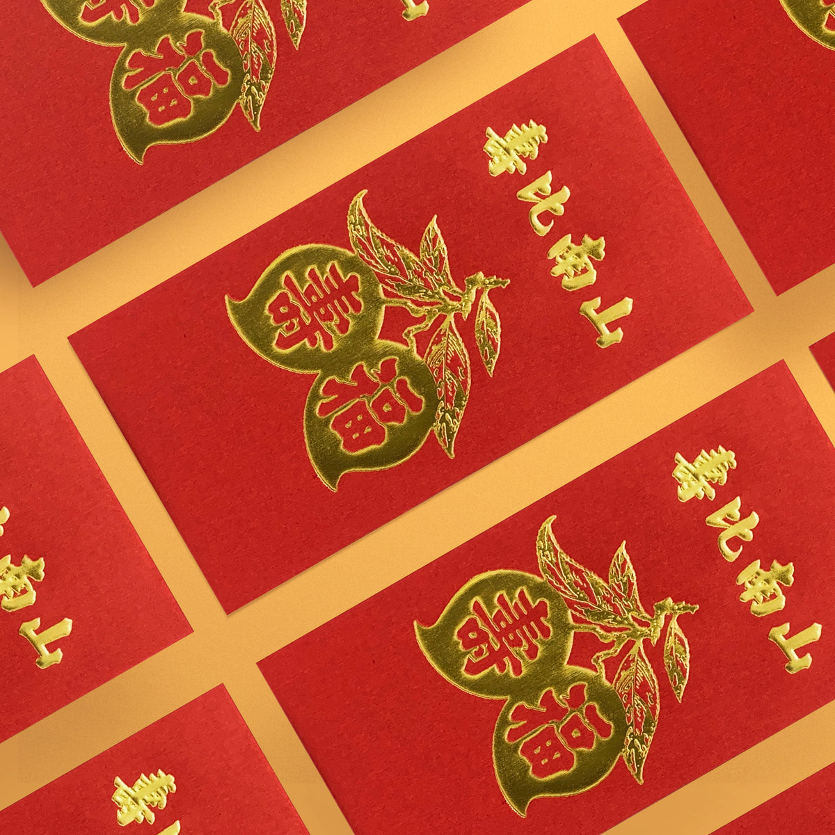 紅色大型壽比南山壽桃利是封排列展示（Z13）